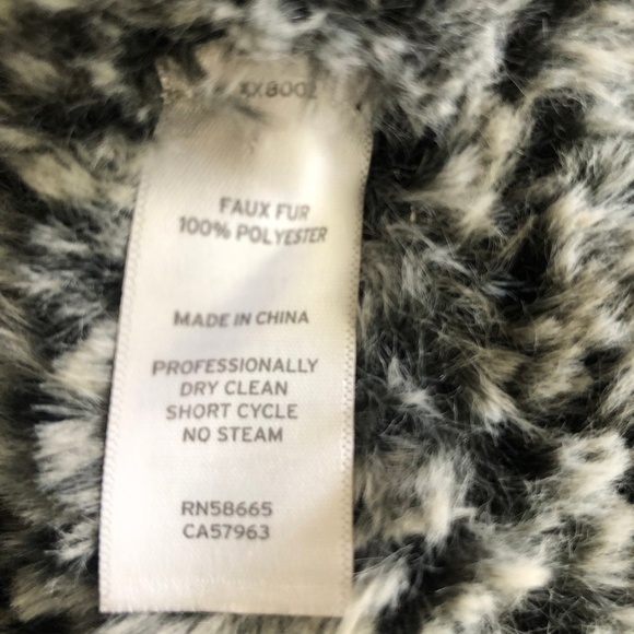 Look Cashmere Leopard Animal Print Scarf Multicolor OS - Picture 7 of 7